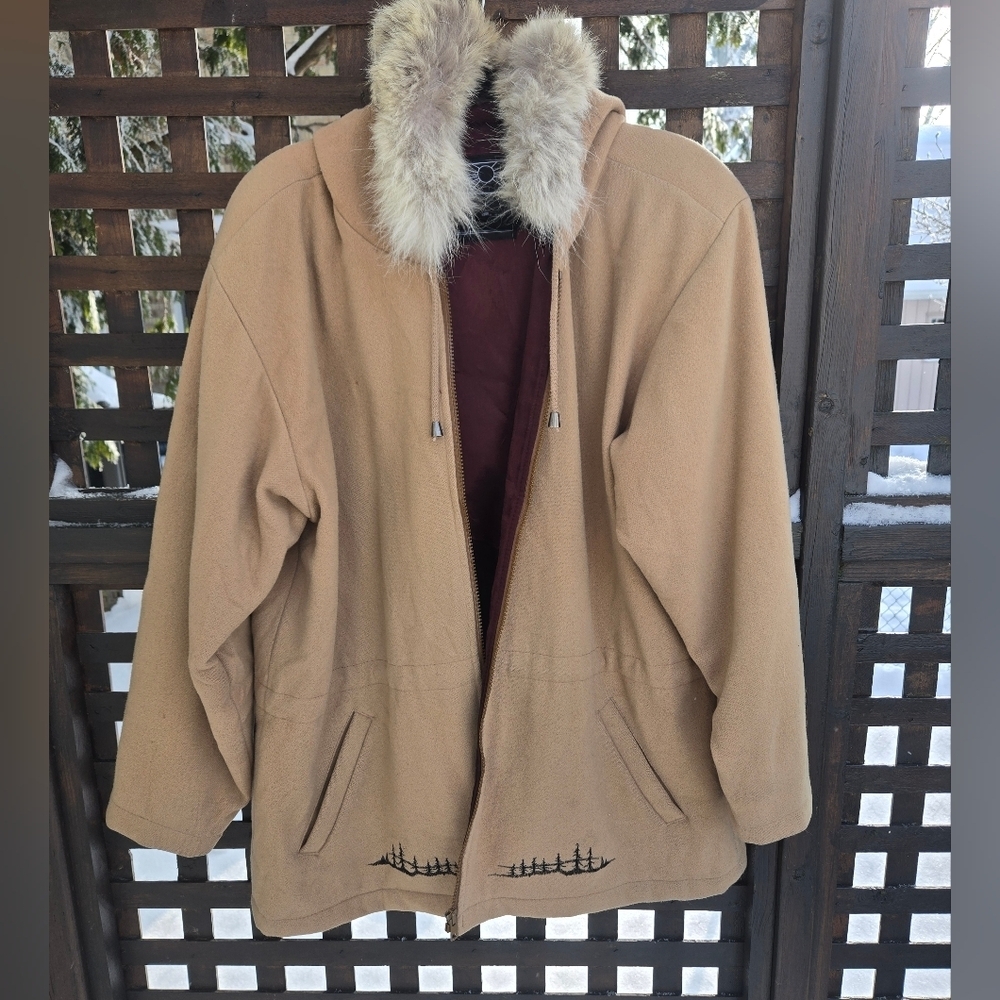Vintage Northern Sun Parka - Picture 3 of 12